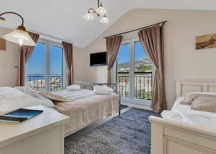 Fico - Exklusiv Makarska