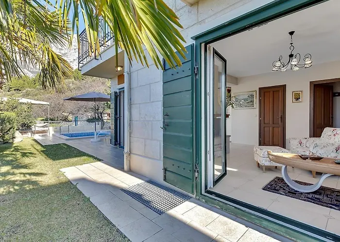 Fico - Exklusiv * Makarska