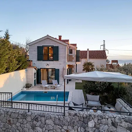 Fico - Exklusiv * Makarska